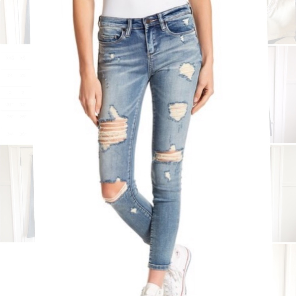 Super Distressed Crop Jeans